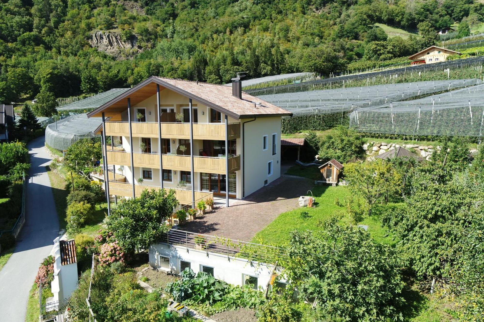 Residence Sonnenburger Partschins Exterior foto